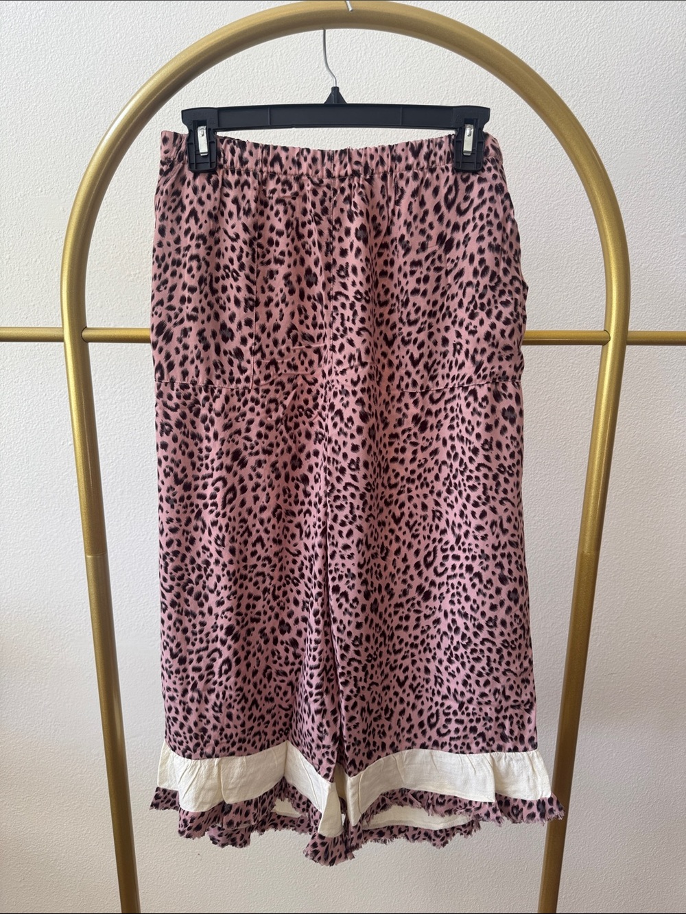 Umgee Pink Leopard Print Wide Leg Pants with Cream Trim - Picture 3 of 3
